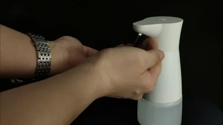 Factory Made White Contactless High Speed Automatic Sensor Alcohol Spray Soap Dispenser